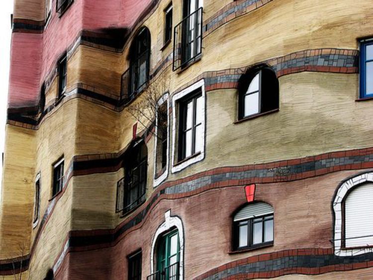 2334858456_4C289A9420 Waldspirale / friedensreich hundertwasser