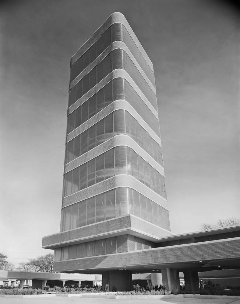 Sc Johnson Wax Research Tower / Frank Lloyd Wright | Classics On Architecture Lab 1 Sc johnson wax research tower / frank lloyd wright | classics on architecture lab