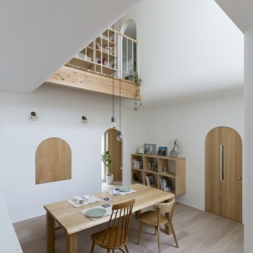 Otsu house / alts design office