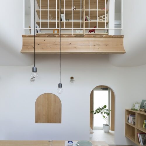 Otsu house / alts design office