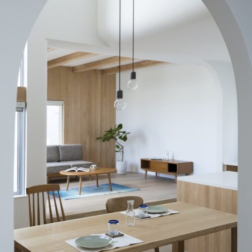 Otsu house / alts design office