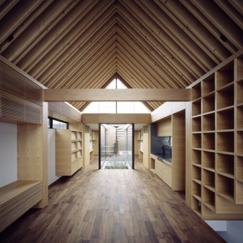 Ark / apollo architects & associates