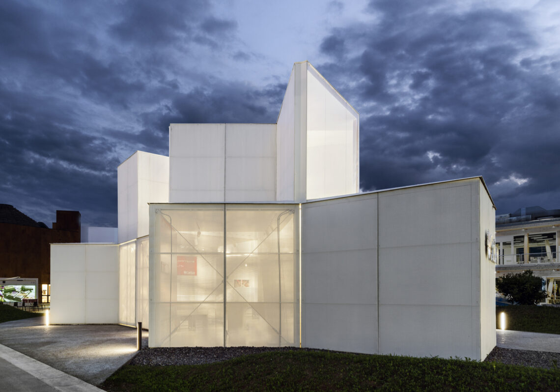 Caritas Pavilion / Piuarch 10 Caritas pavilion / piuarch