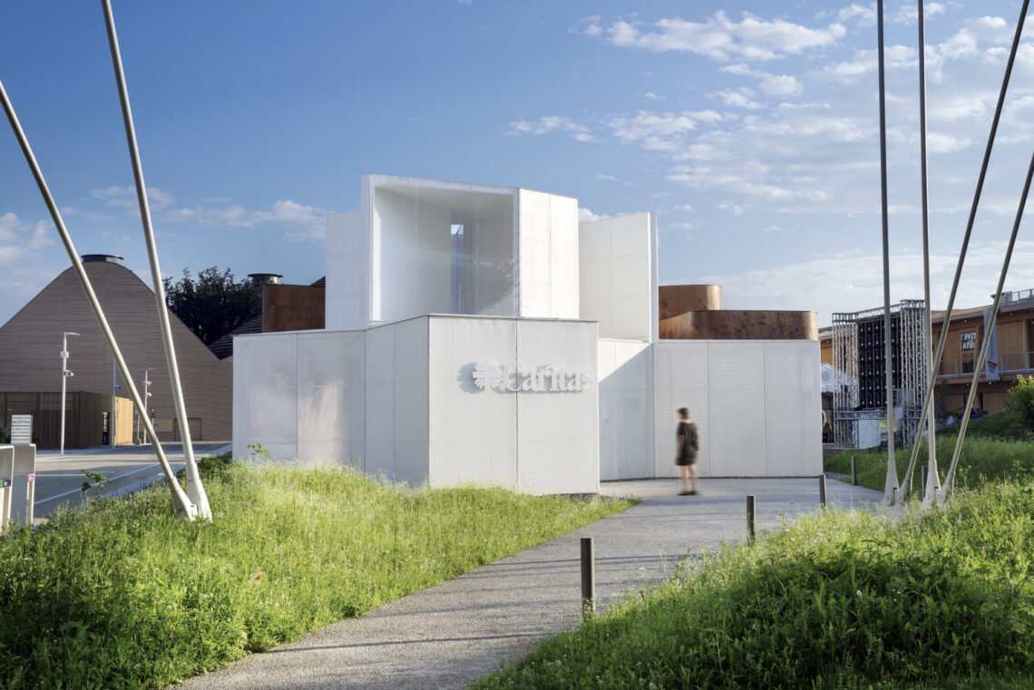 Caritas Pavilion / Piuarch 4 Caritas pavilion / piuarch
