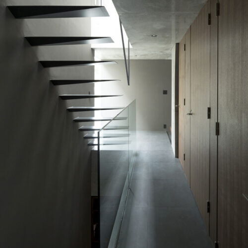 Grigio / apollo architects & associates