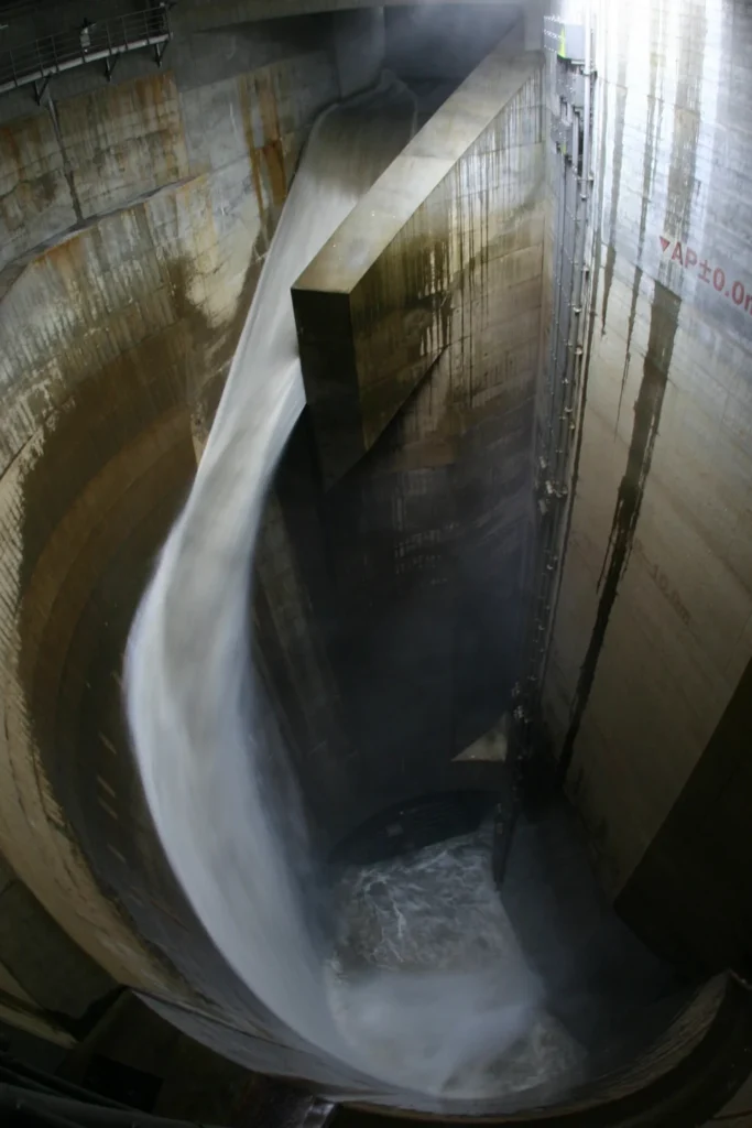 How tokyo built worlds largest underground water tank for flood protection9
