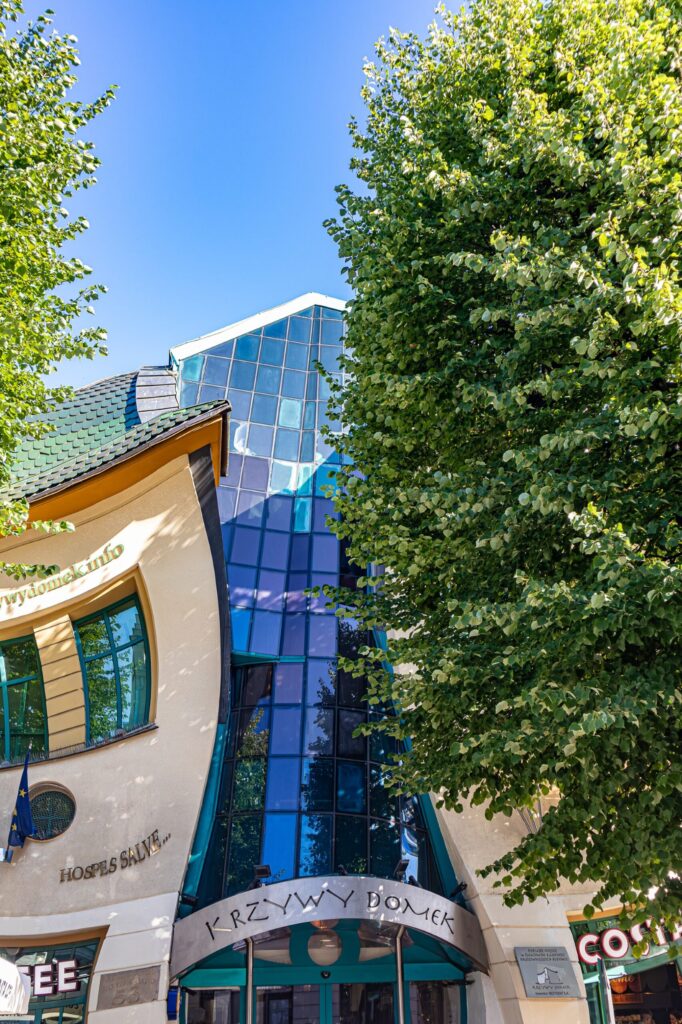 Krzywy Domek - Crooked House / Szotynscy &Amp; Zaleski 14 Krzywy domek (crooked house) / szotynscy & zaleski