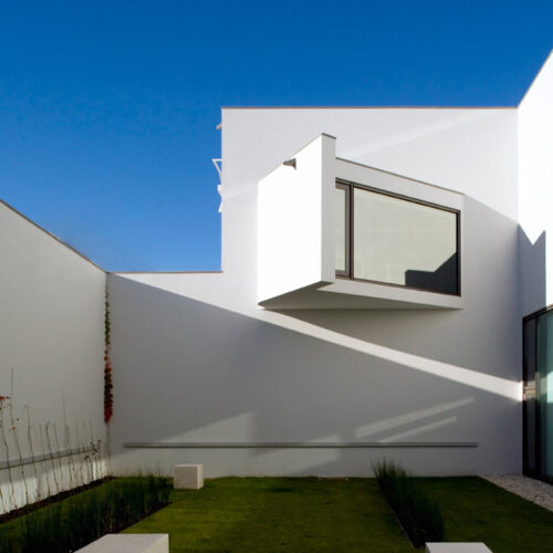 Ilhavo city library / arx portugal