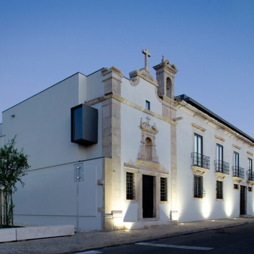 Ilhavo city library / arx portugal