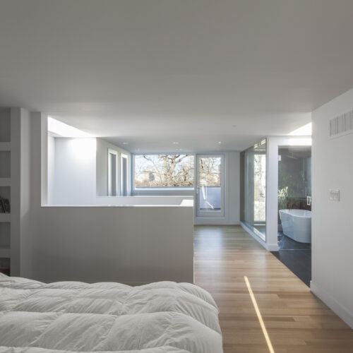 Instar house / atelier rzlbd