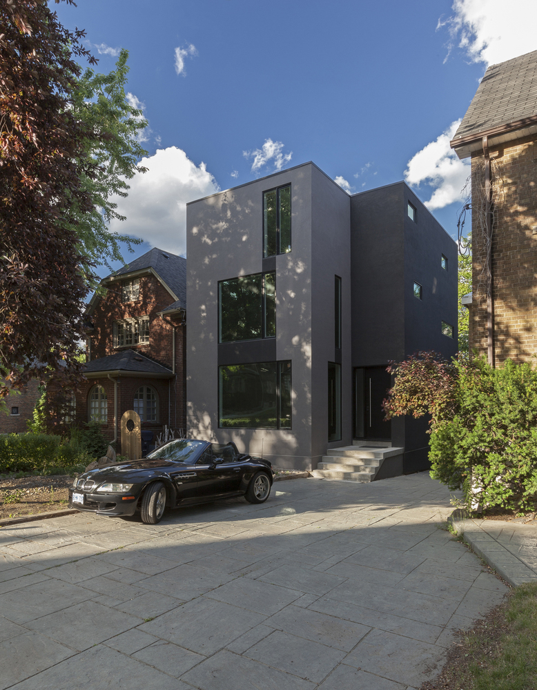 Instar house / atelier rzlbd