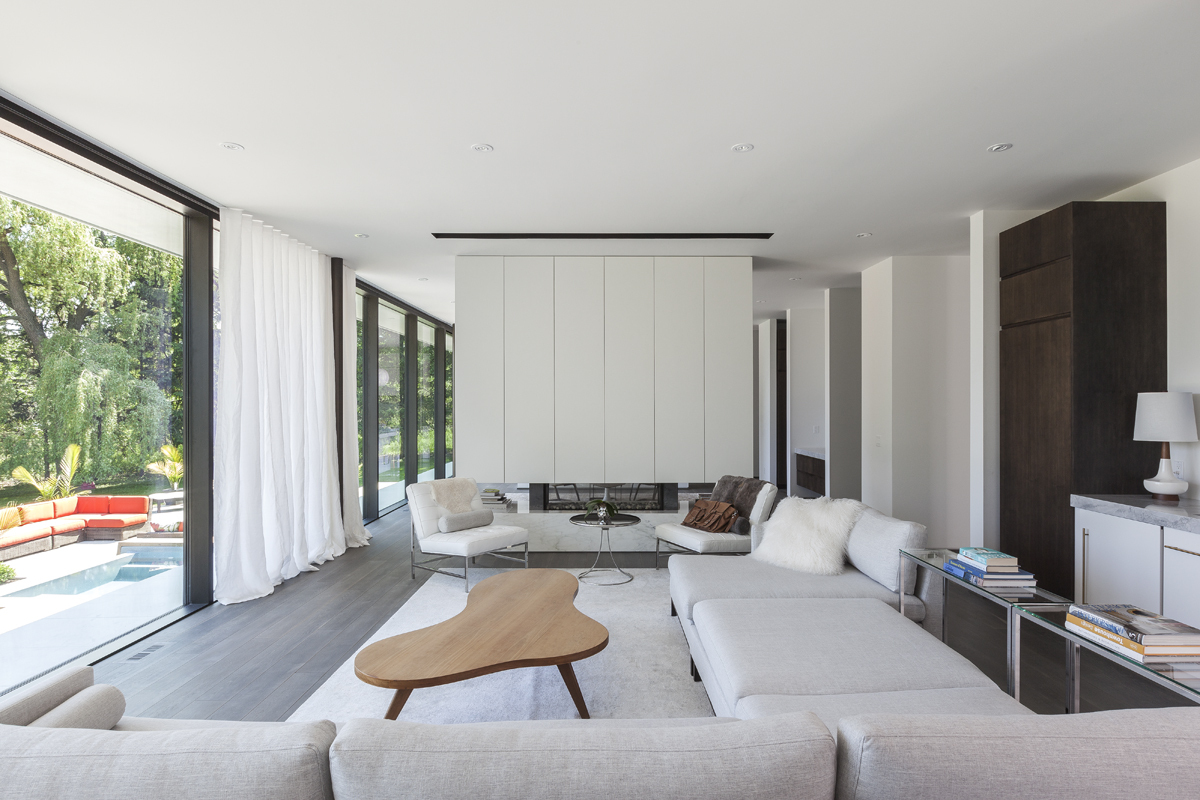 Opposite house / atelier rzlbd