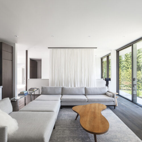 Opposite house / atelier rzlbd
