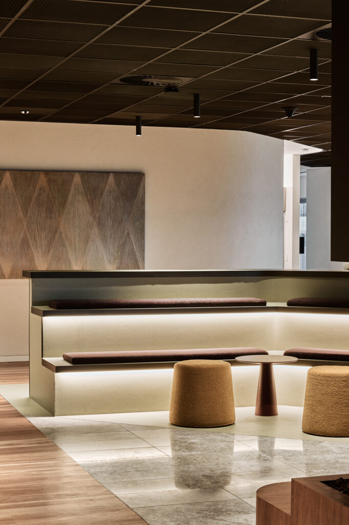 Jll’s New Melbourne Office Honors The City’s Textile Heritage 44 Jll’s new melbourne office honors the city’s textile heritage