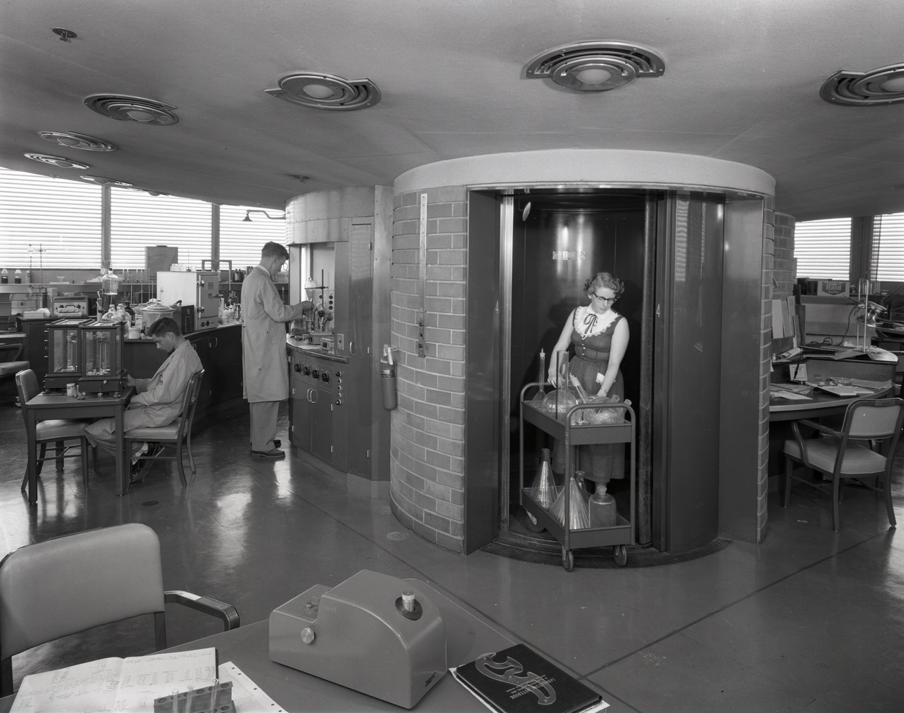 Sc Johnson And Son Administration Building / Frank Lloyd Wright | Classics On Architecture Lab 4 Sc johnson and son administration building / frank lloyd wright | classics on architecture lab