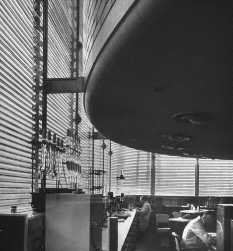Sc Johnson Wax Research Tower / Frank Lloyd Wright | Classics On Architecture Lab 20 Sc johnson wax research tower / frank lloyd wright | classics on architecture lab