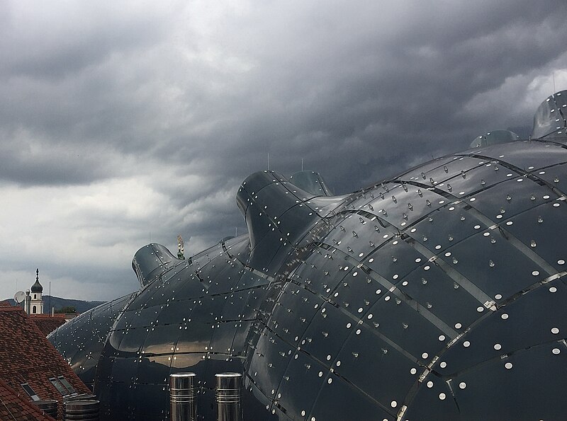 Kunsthaus Graz / Peter Cook And Colin Fournier | Classics On Architecture Lab 22 Kunsthaus graz / peter cook and colin fournier | classics on architecture lab
