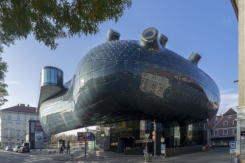Kunsthaus Graz / Peter Cook And Colin Fournier | Classics On Architecture Lab 24 Kunsthaus graz / peter cook and colin fournier | classics on architecture lab