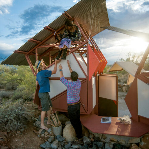 Frank Lloyd Wright Architecture School Students Build 'Survival Cabins' At Taliesin West 2 Frank lloyd wright architecture school students build 'survival cabins' at taliesin west
