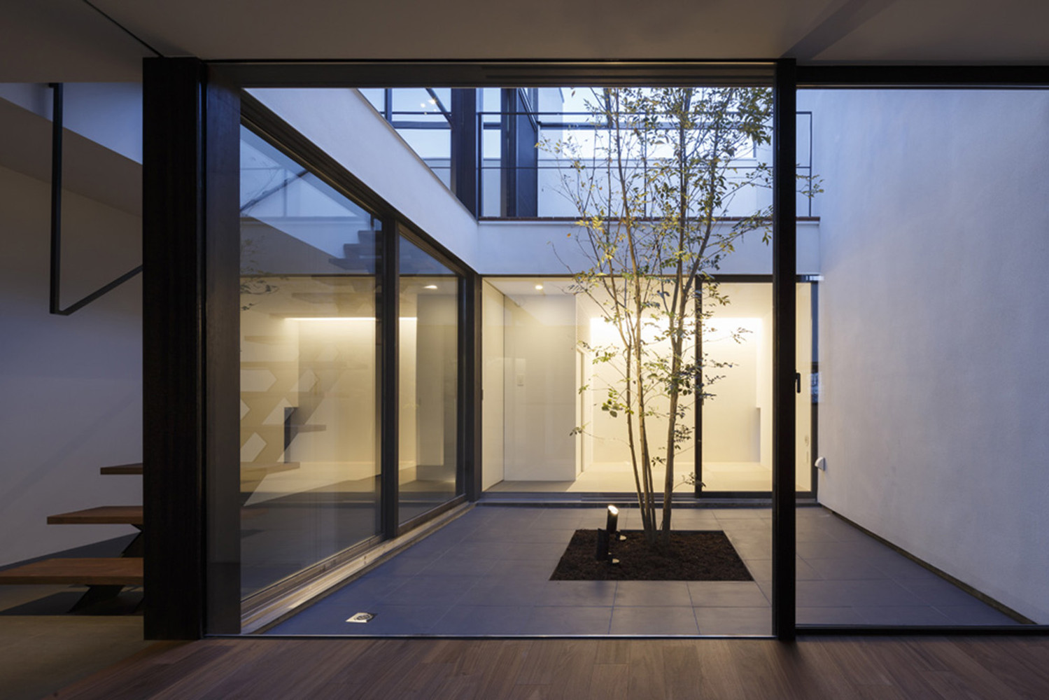 Patio_34 Patio house / apollo architects & associates