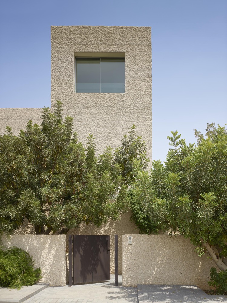 N: Access H saket house / sahel alhiyari architects