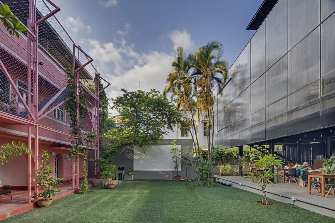 The Courtyard / M9 Design Studio 6 The courtyard / m9 design studio