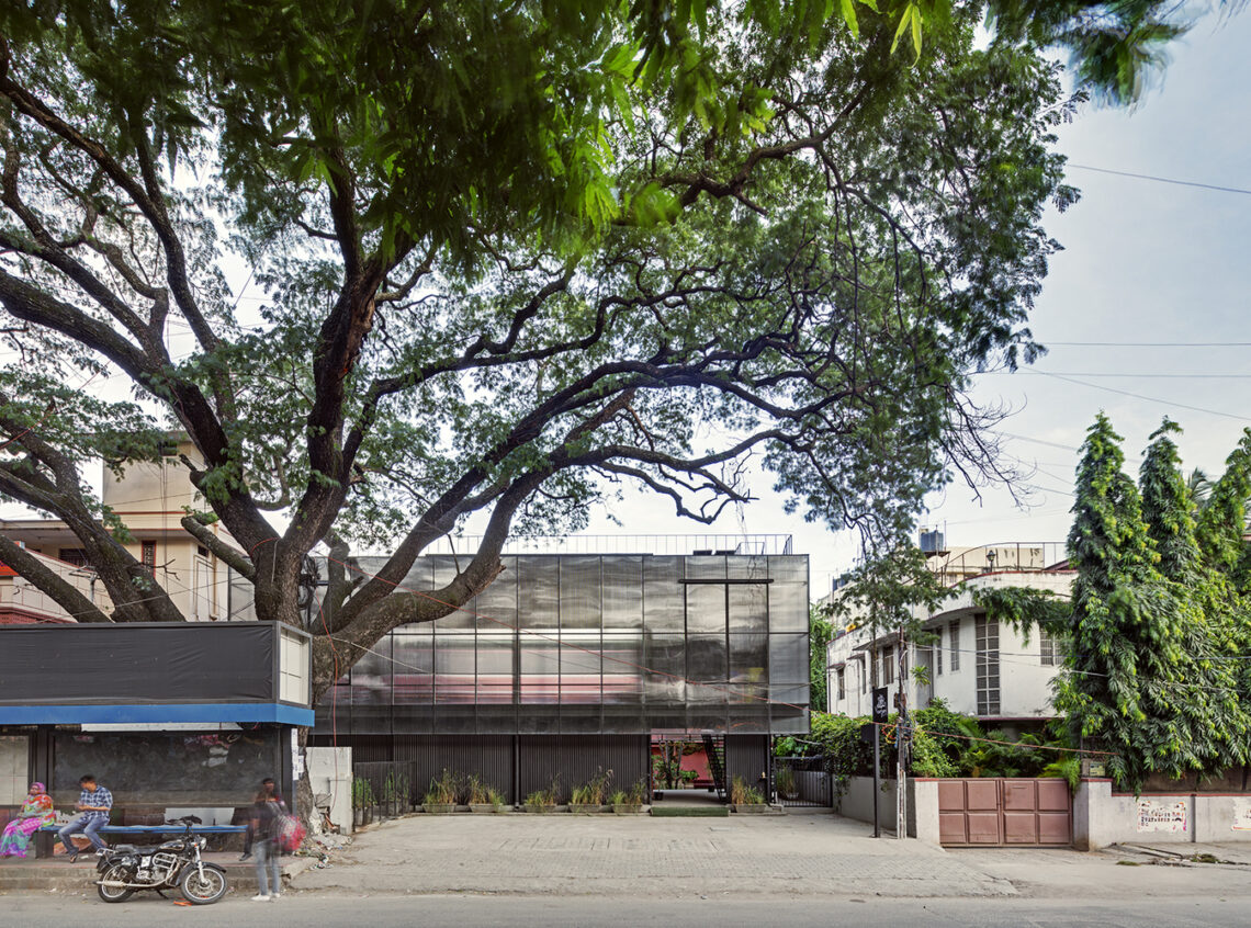 The Courtyard / M9 Design Studio 4 The courtyard / m9 design studio