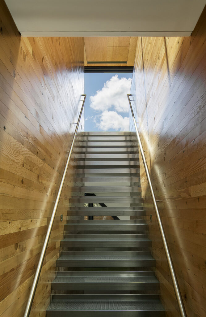 The Nm Bodecker Foundation / Skylab Architecture 23 The nm bodecker foundation / skylab architecture