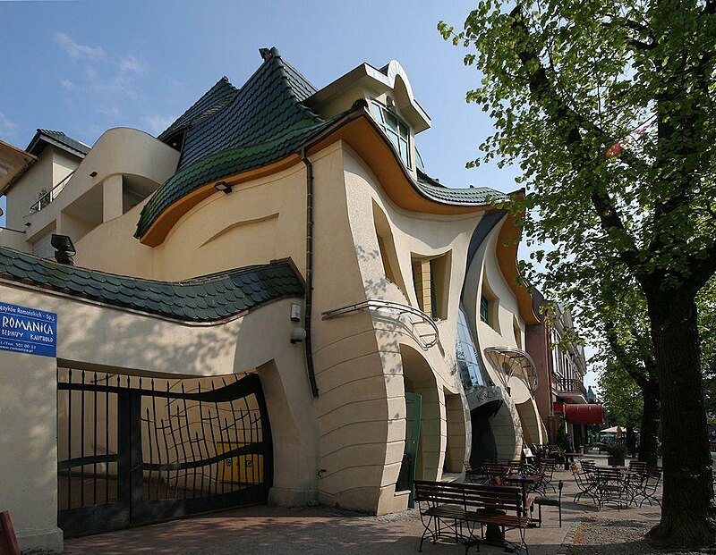 Krzywy Domek - Crooked House / Szotynscy &Amp; Zaleski 24 Krzywy domek (crooked house) / szotynscy & zaleski