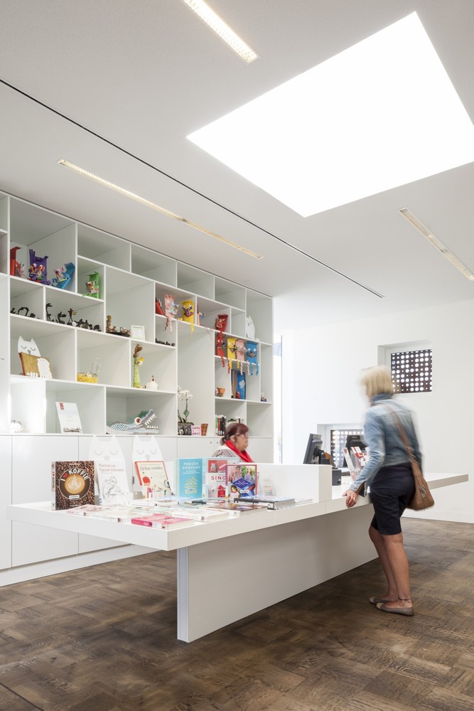 Studio_Farris_Architects_-_City_Library_Bruges_-_04_(∏Tim_Van_De_Velde) City library bruges / studio farris architects