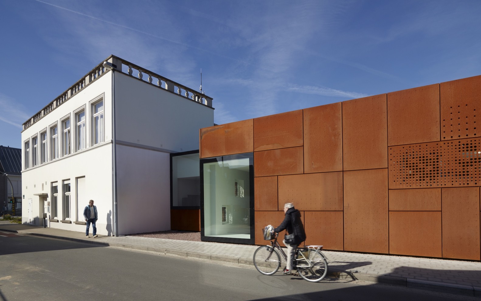 Studio_Farris_Architects_-_City_Library_Bruges_-_33_(Courtesy_Of_Studio_Farris_Architects) City library bruges / studio farris architects