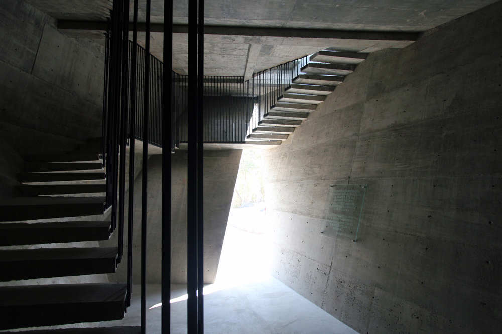 Sunset chapel / bnkr