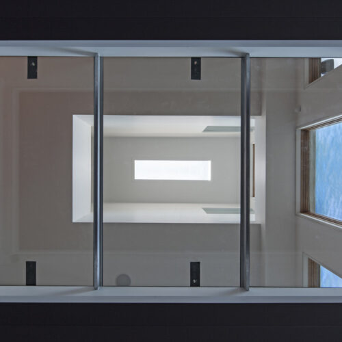 Tetris House / Atelier Rzlbd 5 Tetris house / atelier rzlbd
