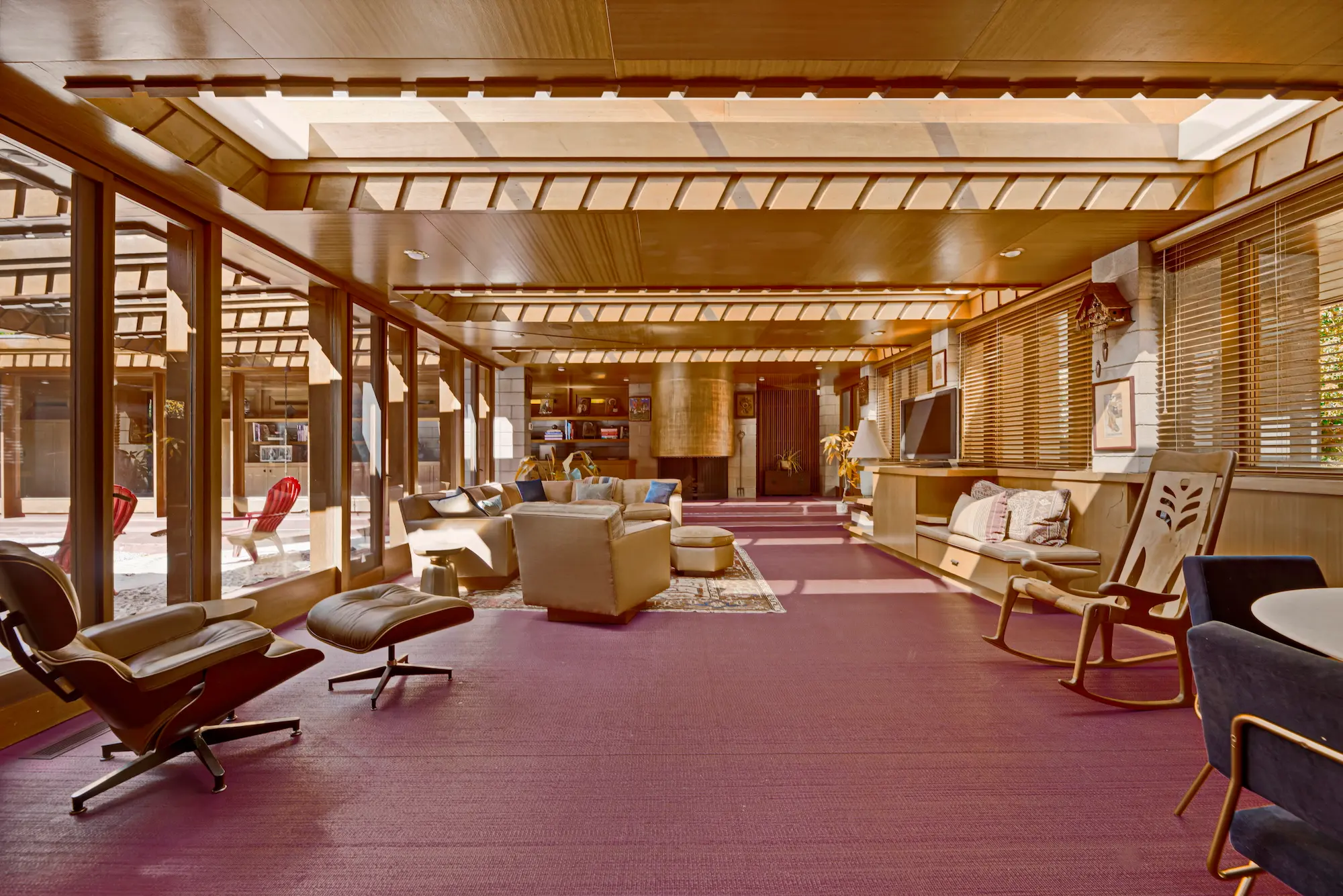Frank Lloyd Wright'S Iconic Tirranna Home In Connecticut Sells For $6 Million 1 Frank lloyd wright's iconic tirranna home in connecticut sells for $6 million