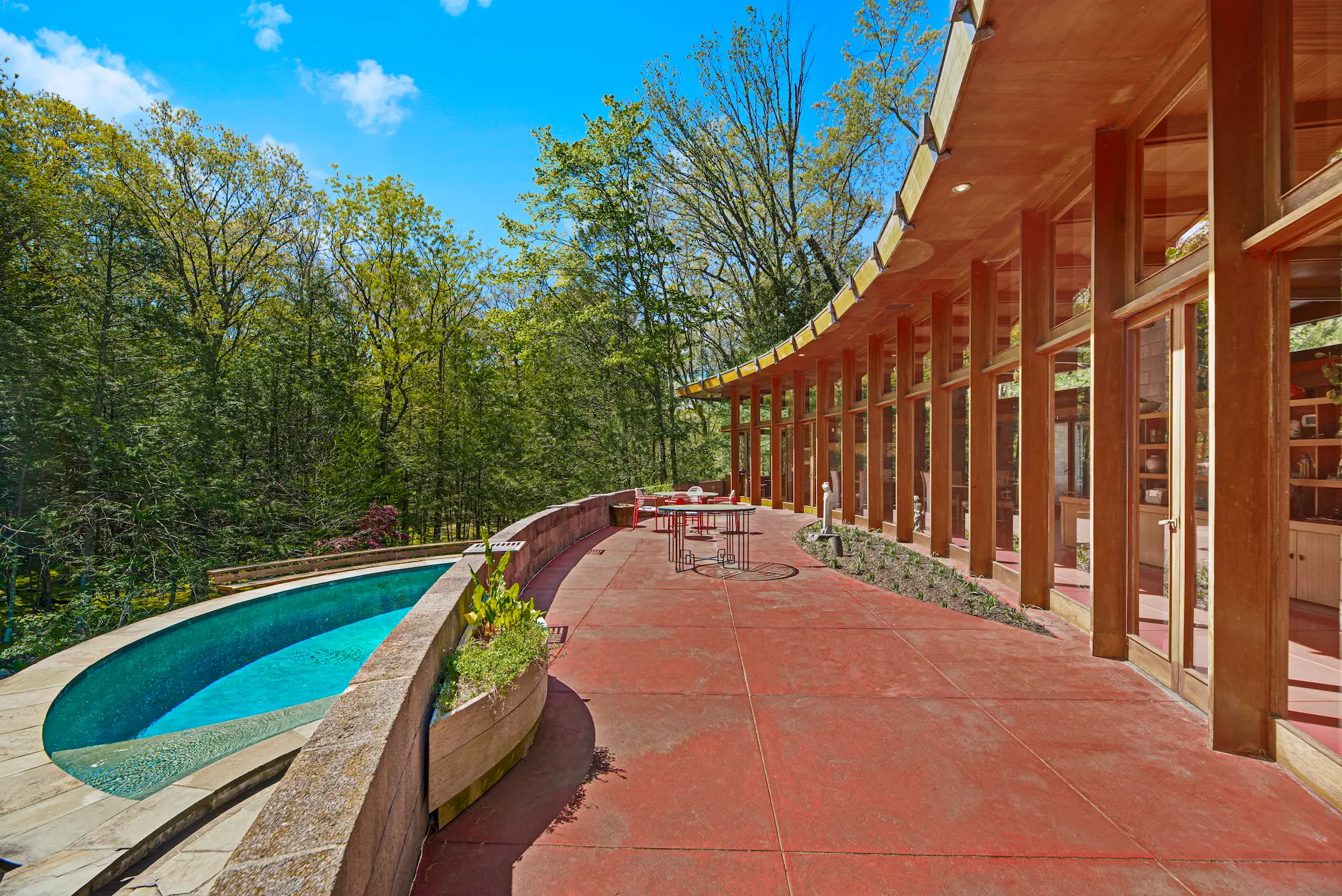 Frank Lloyd Wright'S Iconic Tirranna Home In Connecticut Sells For $6 Million 3 Frank lloyd wright's iconic tirranna home in connecticut sells for $6 million