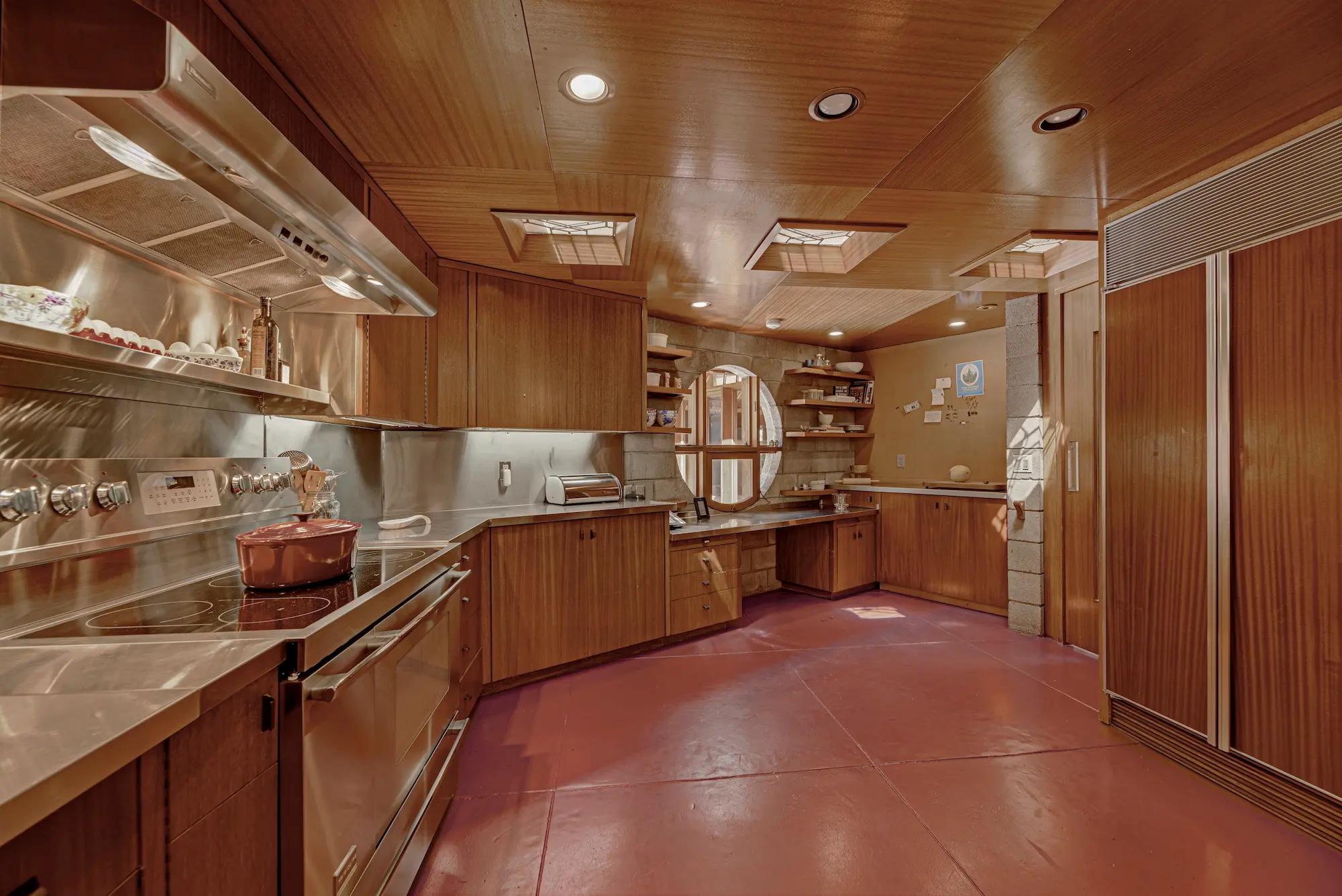 Frank Lloyd Wright'S Iconic Tirranna Home In Connecticut Sells For $6 Million 10 Frank lloyd wright's iconic tirranna home in connecticut sells for $6 million