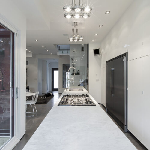 Totem House / Atelier Rzlbd 6 Totem house / atelier rzlbd