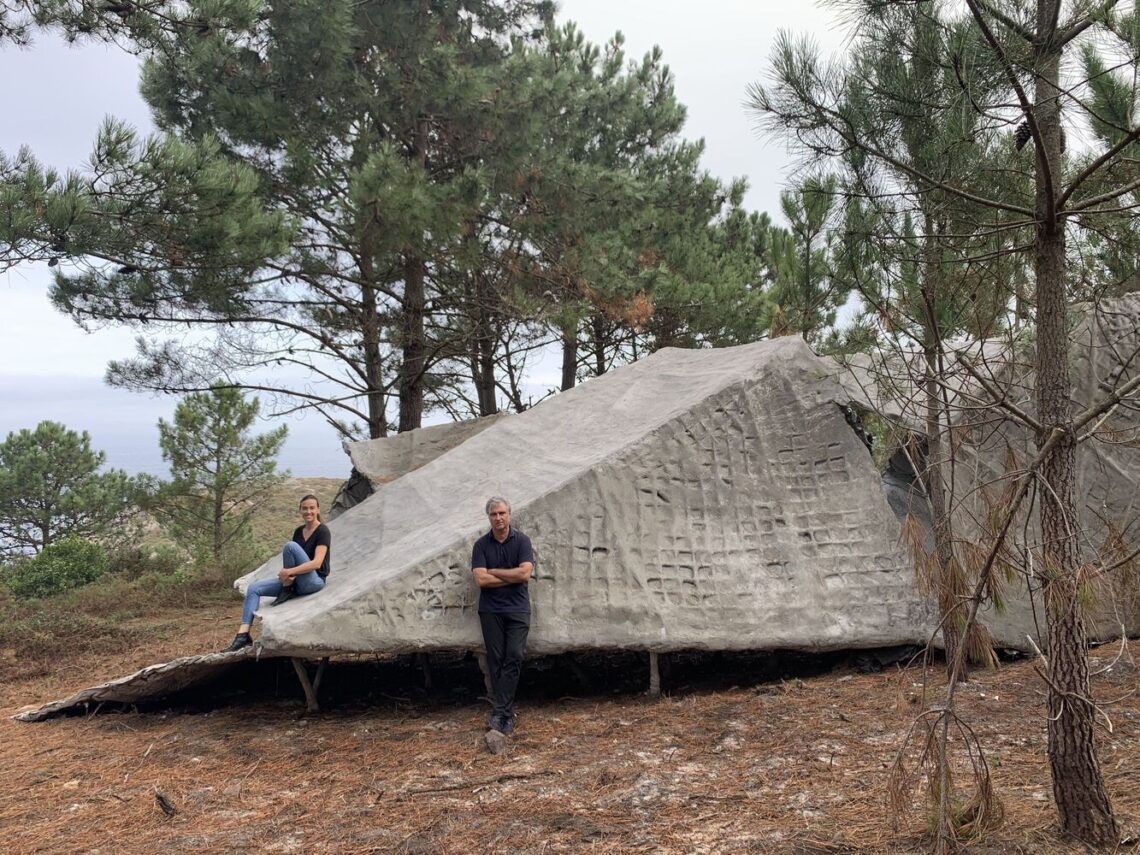 Concrete Tent / Ensamble Studio 11 Concrete tent / ensamble studio