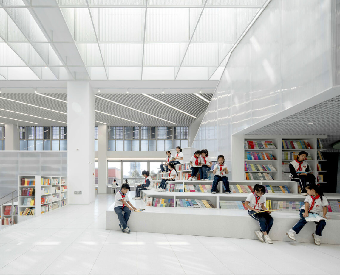 Shanghai Conservatory Of Music Experimental School Hebi Branch Library Interior Renovation / Urbanus 4 Shanghai conservatory of music experimental school hebi branch library interior renovation / urbanus