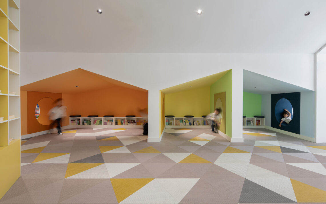 Shanghai Conservatory Of Music Experimental School Hebi Branch Library Interior Renovation / Urbanus 13 Shanghai conservatory of music experimental school hebi branch library interior renovation / urbanus