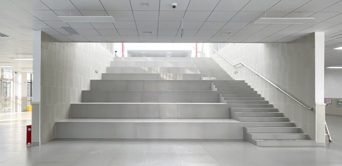Shanghai Conservatory Of Music Experimental School Hebi Branch Library Interior Renovation / Urbanus 34 Shanghai conservatory of music experimental school hebi branch library interior renovation / urbanus