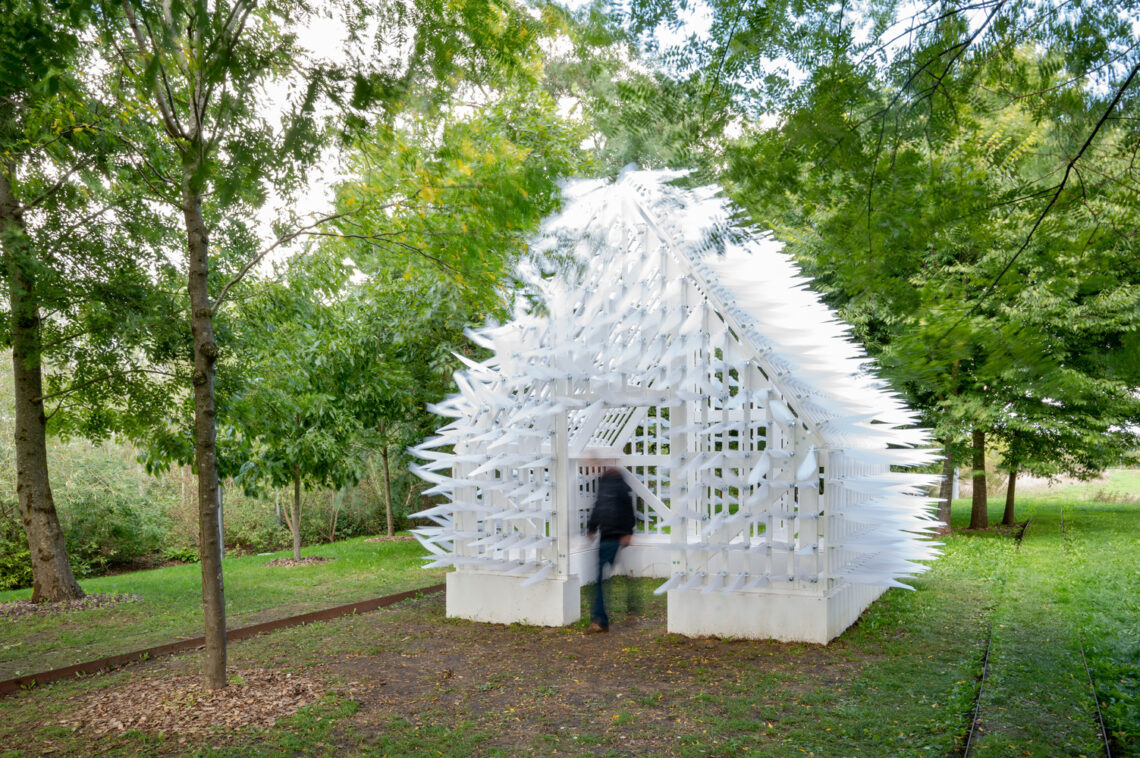 Shiver House V2 Pavilion / Neon 7 Shiver house v2 pavilion / neon