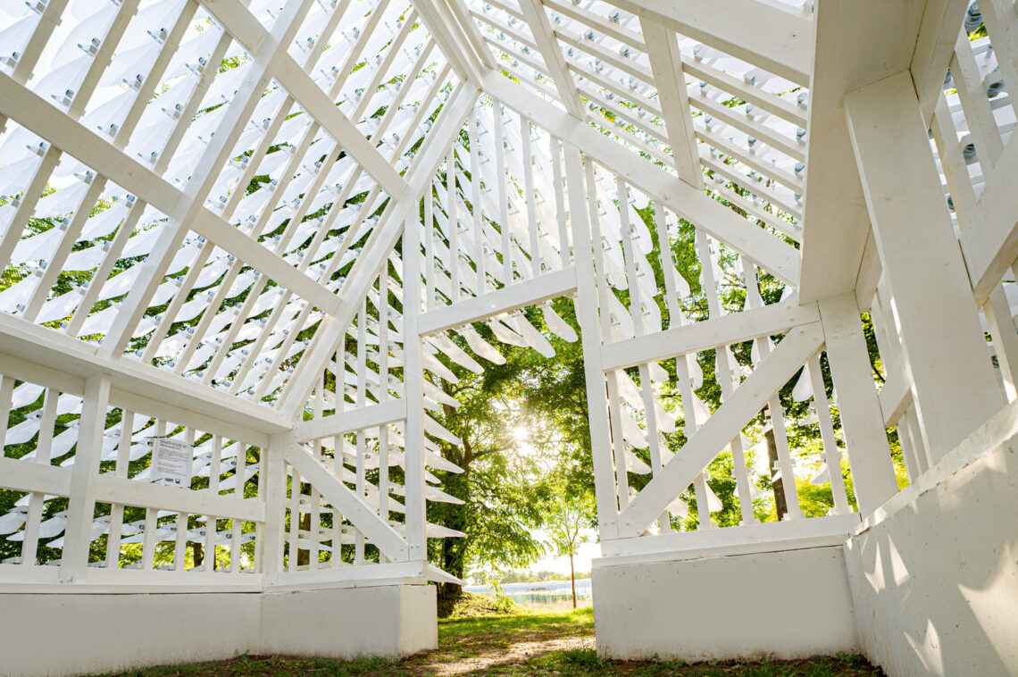 Shiver House V2 Pavilion / Neon 14 Shiver house v2 pavilion / neon