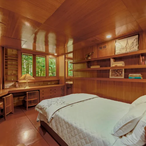 Frank Lloyd Wright'S Iconic Tirranna Home In Connecticut Sells For $6 Million 18 Frank lloyd wright's iconic tirranna home in connecticut sells for $6 million
