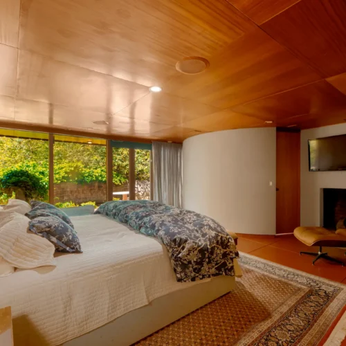 Frank Lloyd Wright'S Iconic Tirranna Home In Connecticut Sells For $6 Million 19 Frank lloyd wright's iconic tirranna home in connecticut sells for $6 million