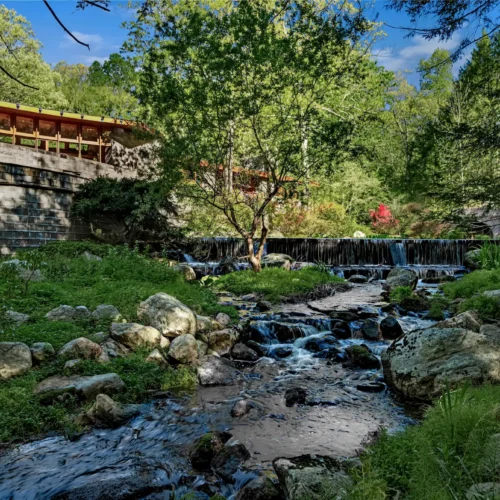 Frank Lloyd Wright'S Iconic Tirranna Home In Connecticut Sells For $6 Million 13 Frank lloyd wright's iconic tirranna home in connecticut sells for $6 million