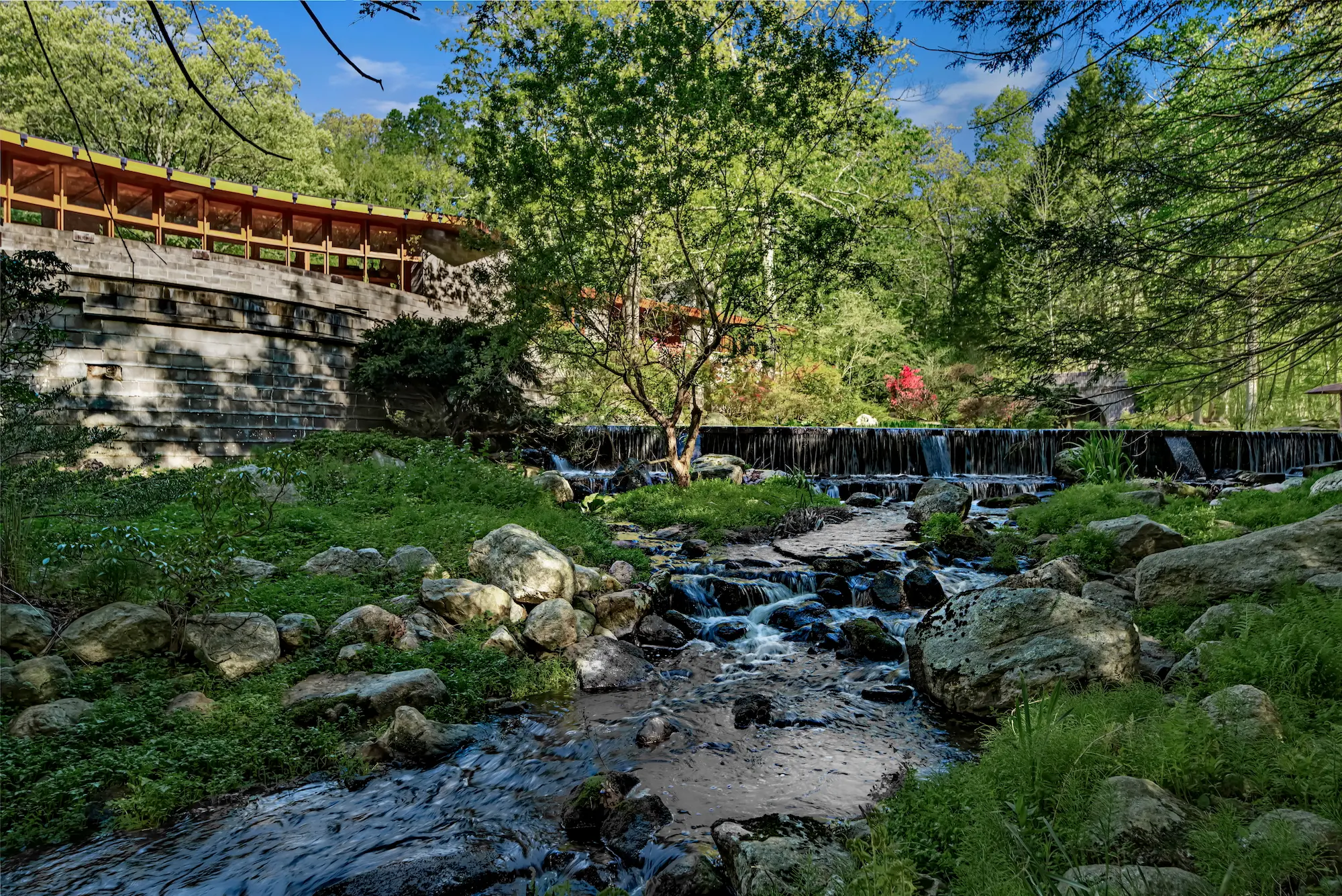 Tiranna-House-Outside Frank lloyd wright's iconic tirranna home in connecticut sells for $6 million