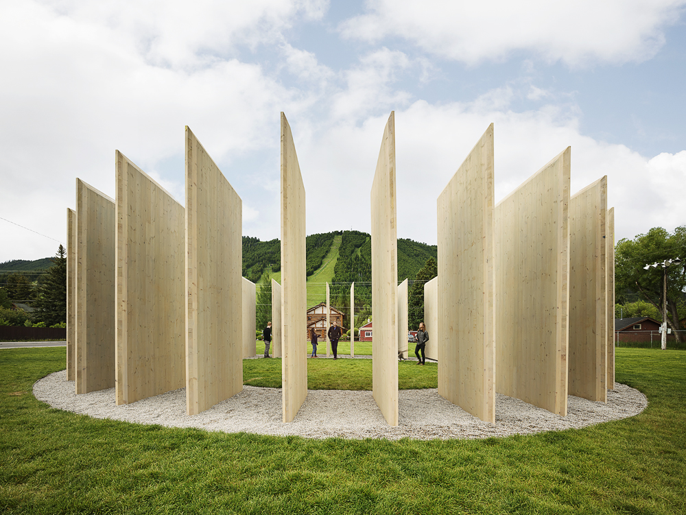 Town enclosure / clb architects