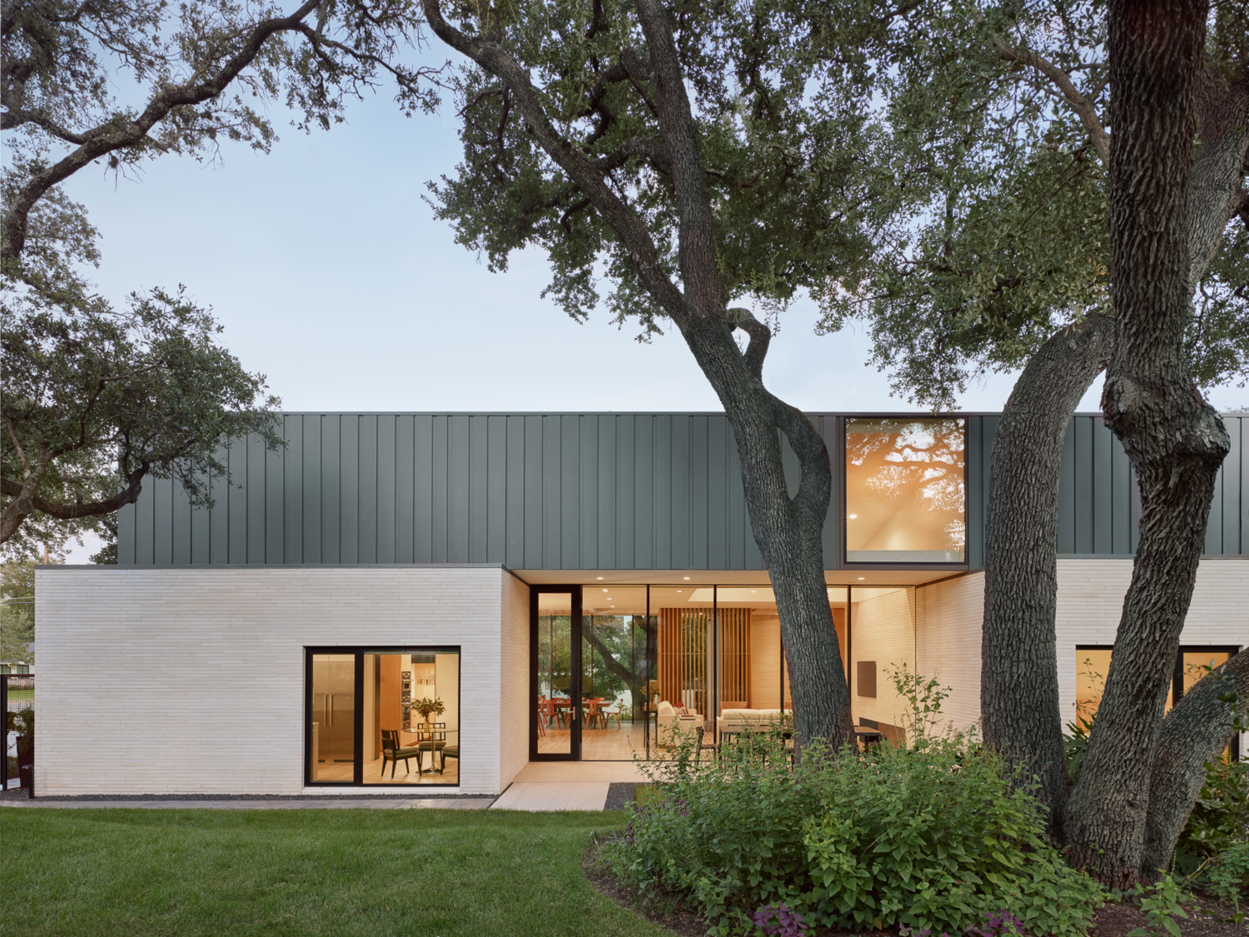 Westbrook residence / alterstudio architecture