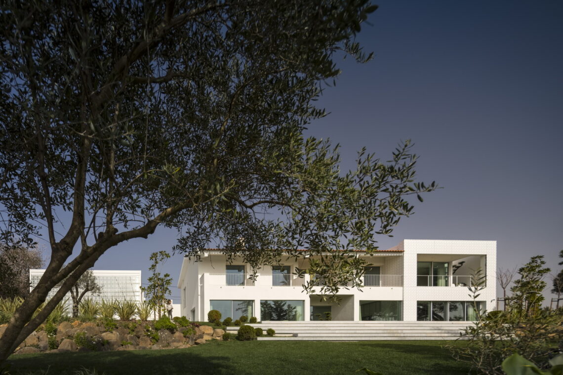 Estoril Rm House / João Tiago Aguiar Arquitectos 12 Estoril rm house / joão tiago aguiar arquitectos
